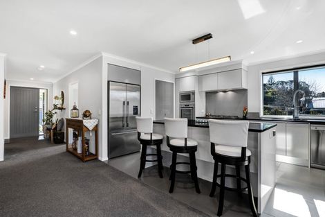 Photo of property in 25 Fernbrook Drive, Hurworth, New Plymouth, 4310