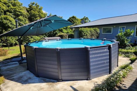 Photo of property in 1098 Queen Street East, Levin, 5571