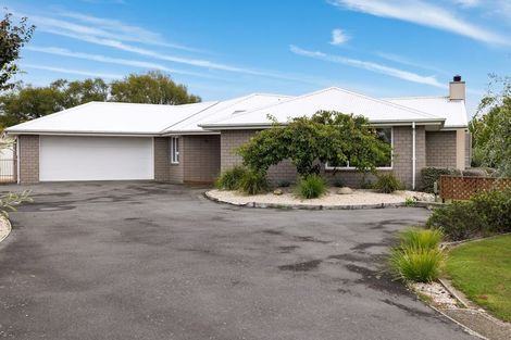Photo of property in 8 Riverside Way, Amberley, 7410