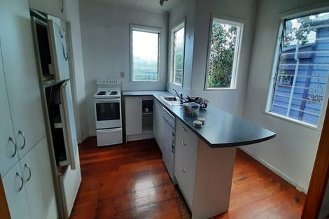 Photo of property in 8 School Road, Morningside, Auckland, 1021