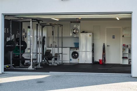 Photo of property in 6 Pennycook Place, Lake Hawea, Wanaka, 9382