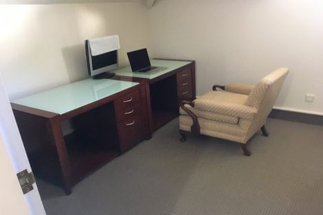 Photo of property in 4/15 Upper Lewisville Terrace, Thorndon, Wellington, 6011