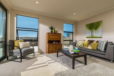 Photo of property in 15 Cilliers Drive, Silverdale, 0932