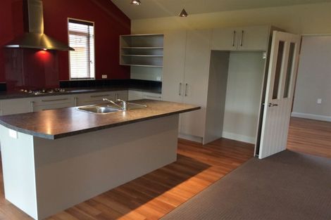 Photo of property in 4 Watlings Place, Kennedys Bush, Christchurch, 8025