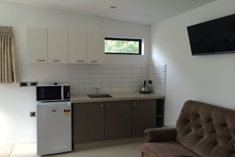 Photo of property in 34 House Avenue, Mangere Bridge, Auckland, 2022