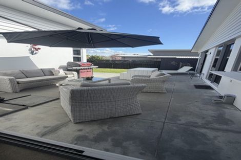 Photo of property in 18 Stamford Place, Ohauiti, Tauranga, 3112