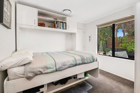 Photo of property in 8a Astrolabe Place, Gulf Harbour, Whangaparaoa, 0930