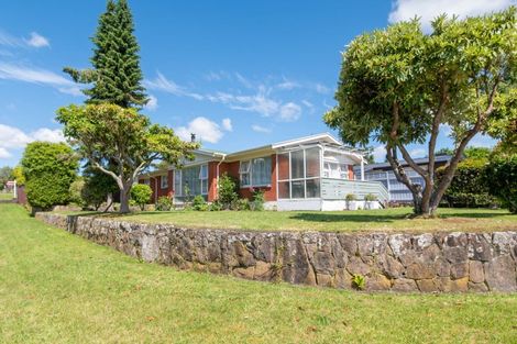 Photo of property in 2 Tawavale Street, Pukehangi, Rotorua, 3015