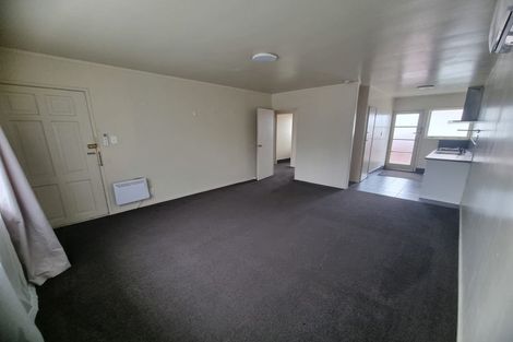 Photo of property in 1/39b Harrington Road, Henderson, Auckland, 0610