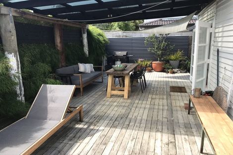 Photo of property in 11a Rosebank Road, Avondale, Auckland, 1026