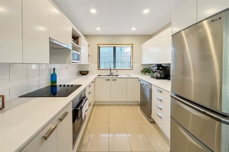 Photo of property in 30 Galway Avenue, Bryndwr, Christchurch, 8052