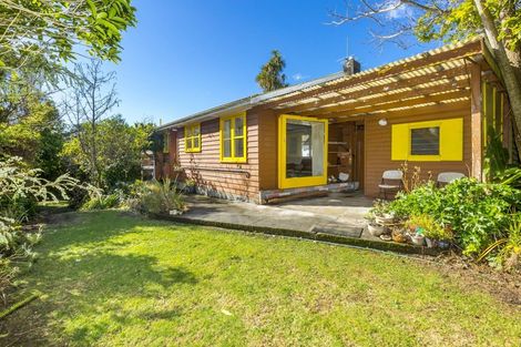 Photo of property in 11 Richard Grove, Stokes Valley, Lower Hutt, 5019