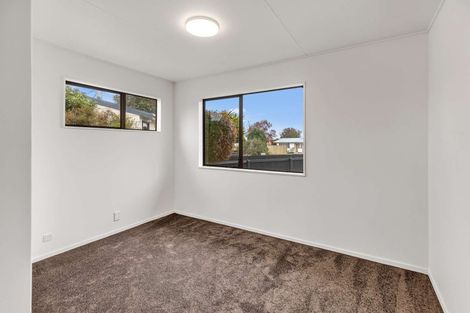 Photo of property in 6 Kirkcaldie Grove, Levin, 5510