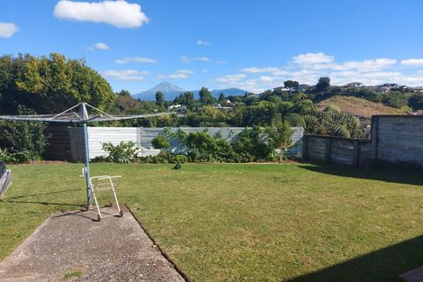 Photo of property in 51b Omata Road, Marfell, New Plymouth, 4310