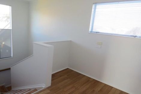 Photo of property in 17 Princes Street, Fitzroy, New Plymouth, 4312