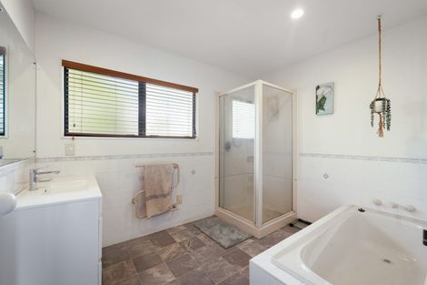 Photo of property in 212 The Booms Avenue, Thames, 3500