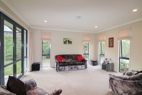 Photo of property in 65 Main North Road, Geraldine, 7930