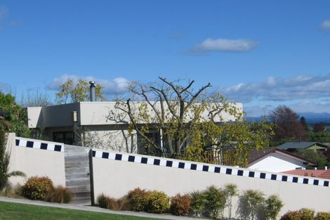 Photo of property in 19 Henry Hill Road, Taupo, 3330