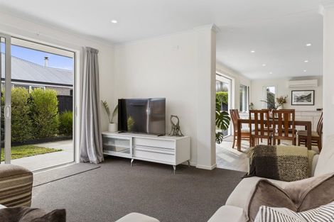 Photo of property in 8 Huka Heights Drive, Rangatira Park, Taupo, 3330