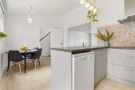 Photo of property in 4b Jasons Place, Churton Park, Wellington, 6037