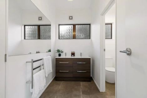 Photo of property in 368 Papamoa Beach Road, Papamoa Beach, Papamoa, 3118