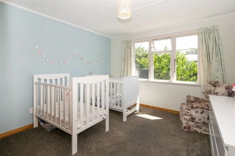 Photo of property in 33 Holdaway Street, Riversdale, Blenheim, 7201