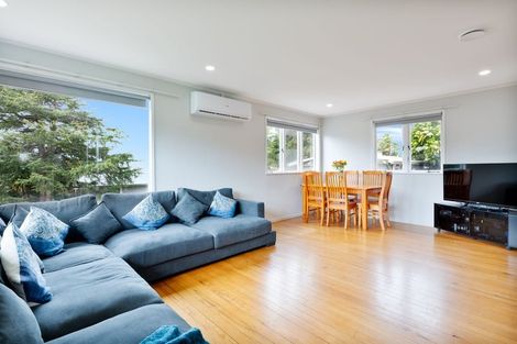 Photo of property in 23 Patts Avenue, Glendene, Auckland, 0602