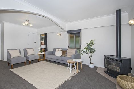 Photo of property in 33 Fairway Drive, Te Kamo, Whangarei, 0112