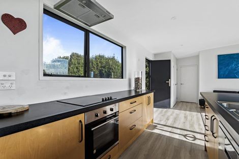 Photo of property in 317 Porikapa Road, Warea, New Plymouth, 4381