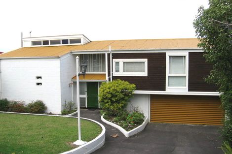 Photo of property in 231 Te Atatu Road, Te Atatu South, Auckland, 0610