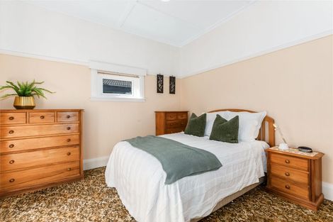 Photo of property in 50 Totara Crescent, Woburn, Lower Hutt, 5010