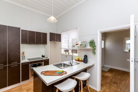 Photo of property in 43 Lorna Street, Lynmouth, New Plymouth, 4310