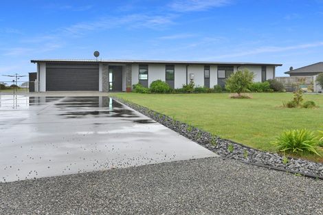 Photo of property in 16 Takutai Terrace, Ruatapu, Hokitika, 7883