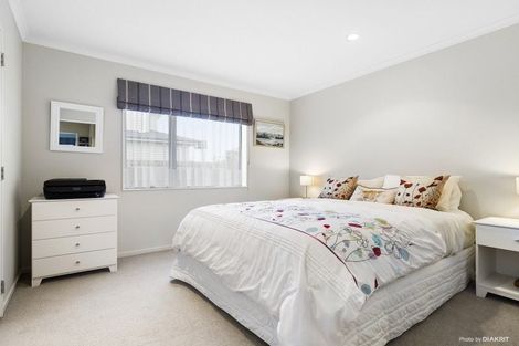 Photo of property in 255 Mark Avenue, Grenada Village, Wellington, 6037