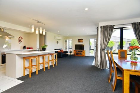 Photo of property in 16 Beech Drive, Rangiora, 7400