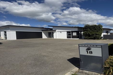 Photo of property in 18 Stamford Place, Ohauiti, Tauranga, 3112