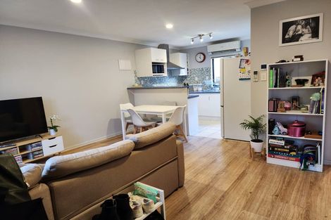 Photo of property in 28 Langana Avenue, Browns Bay, Auckland, 0630