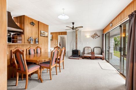 Photo of property in 8 Parkland Place, Whitianga, 3510