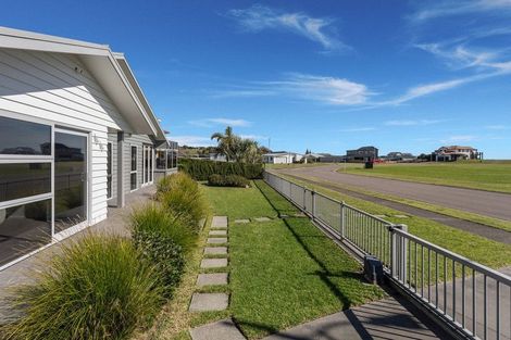 Photo of property in 44 Waiotahi Drifts Boulevard, Waiotahe, Opotiki, 3198