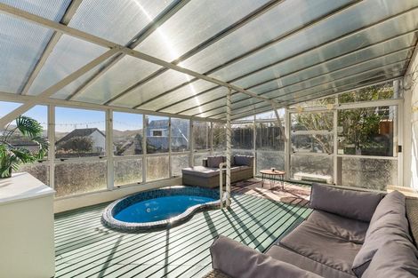 Photo of property in 6 Bayou Lane, Churton Park, Wellington, 6037
