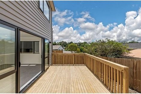 Photo of property in 10c Neilon Place, Northcross, Auckland, 0632