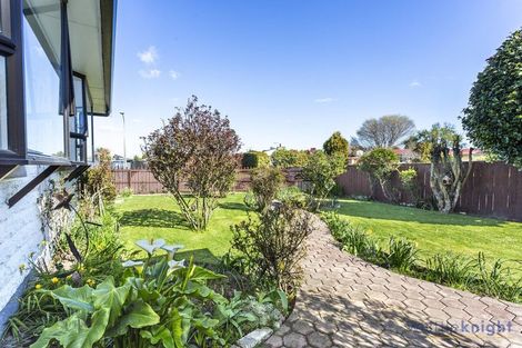 Photo of property in 10 Wolsey Place, Hillmorton, Christchurch, 8025
