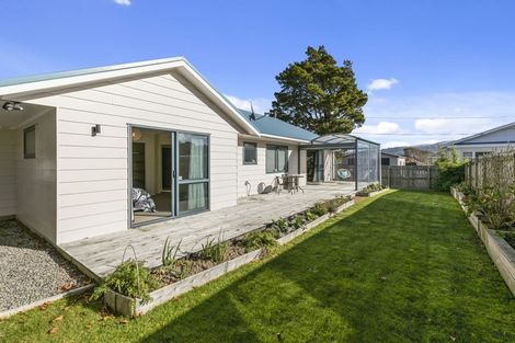 Photo of property in 97a Rata Street, Naenae, Lower Hutt, 5011