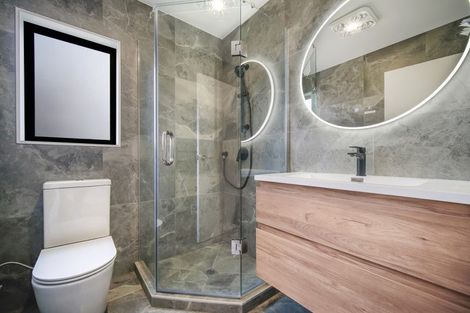 Photo of property in 62a Glenmore Road, Sunnyhills, Auckland, 2010