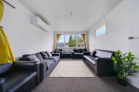 Photo of property in 5 Malmo Place, Manurewa, Auckland, 2102