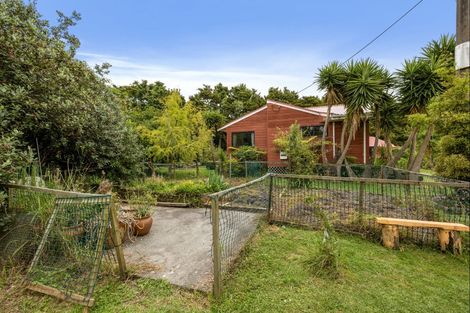 Photo of property in 59 Gibbons Road, Kaiwaka, 0573