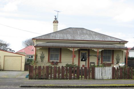 Photo of property in 114 Miranda Street, Stratford, 4332