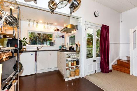 Photo of property in 24 Cunningham Terrace, Lyttelton, 8082