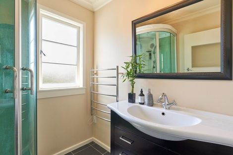 Photo of property in 811 Saint Aubyn Street West, Saint Leonards, Hastings, 4120