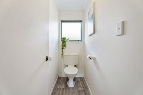 Photo of property in 1/919 Whangaparaoa Road, Manly, Whangaparaoa, 0930